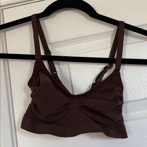 Skims cocoa bra bralette size M
Washed once